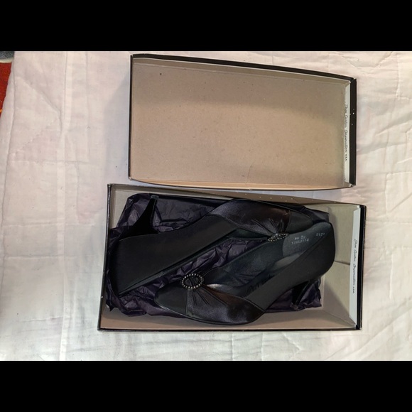 Night Life BY Night Stride Heels! - Picture 4 of 11